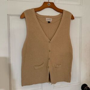 Universal Thread Beige Knit Vest